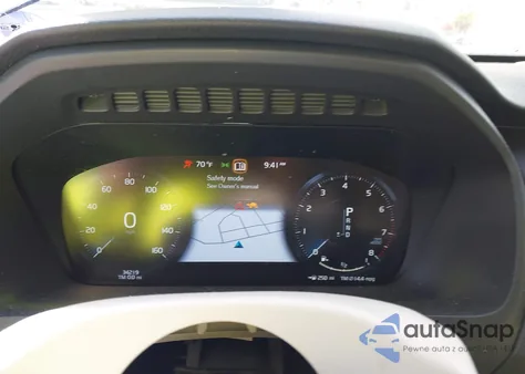 2022 Volvo Xc90 T5 Momentum 7 Passenger from USA, damaged, VIN YV4102CK8N1852429